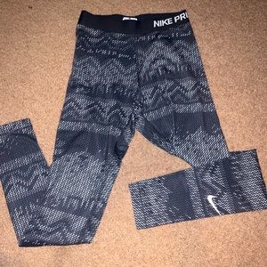 Nike Pro leggings- Dri-fit